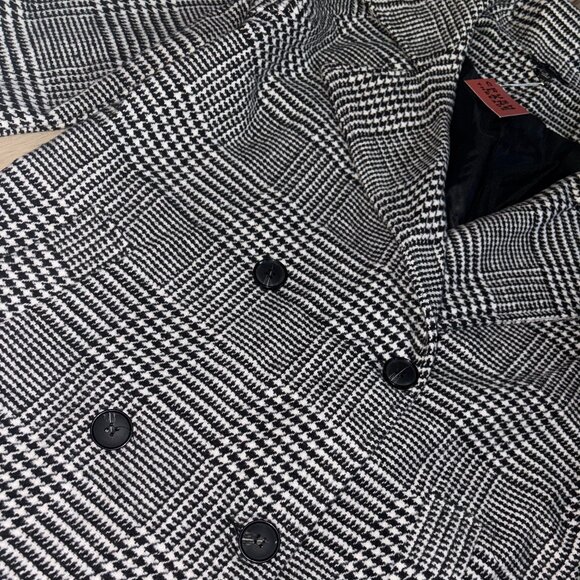 Black and White Plaid Woolen Pea Coat - Picture 4 of 8